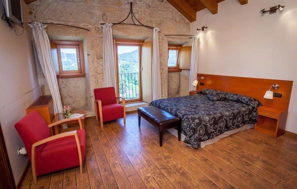Casa Rural Abadia Eiras Rosal Екстериор снимка